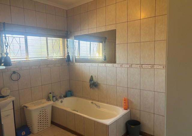 3 Bedroom Property for Sale in Leeudoringstad North West